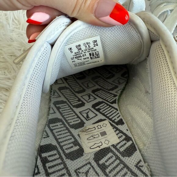 Puma Roma Amour White Leather Platform Sneakers with Iridescent Accent Size 7.5 - Picture 6 of 10